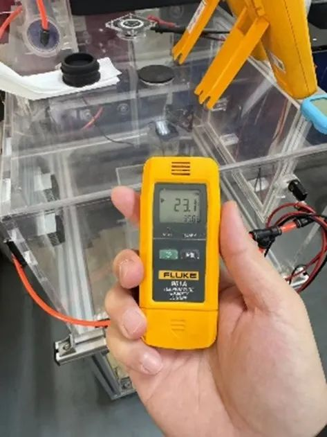 Fluke 961A 溫濕度記錄儀在微電子實(shí)驗(yàn)室中的應(yīng)用